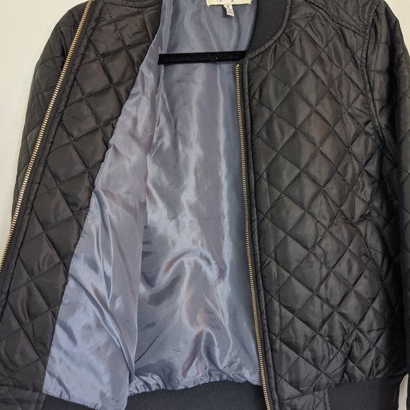 Black quilted bomber jacket - Picture 3 of 5